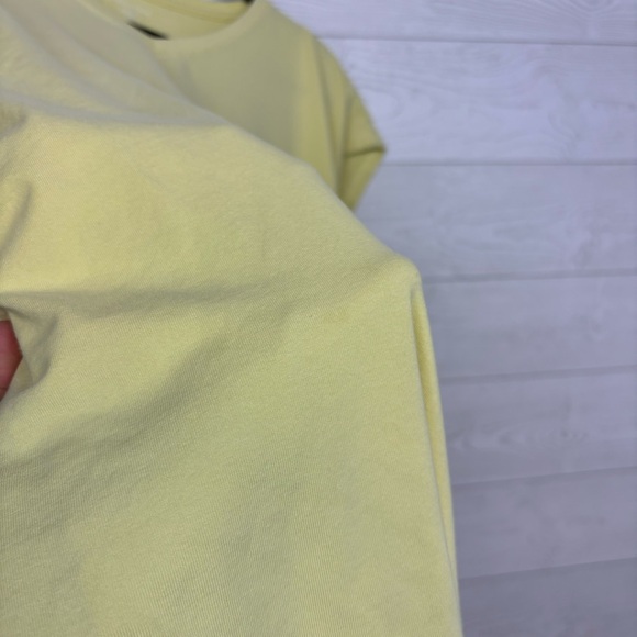 Eileen Fisher Yellow Organic Cotton V-Neck T-Shirt Size Medium - Picture 5 of 7